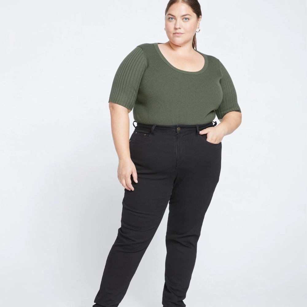 Universal Standard Black Skinny Jeans